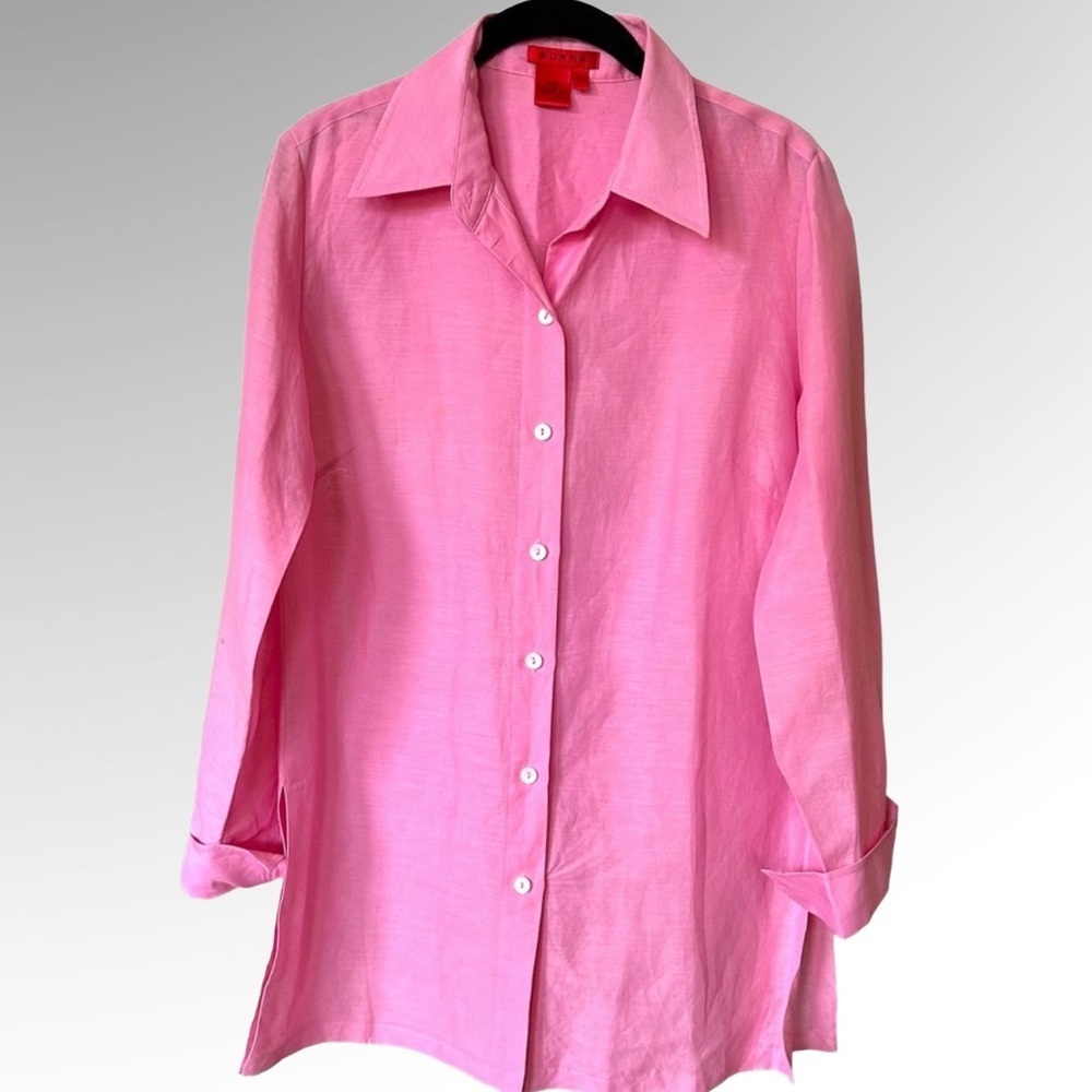 Burns botton down blouse.